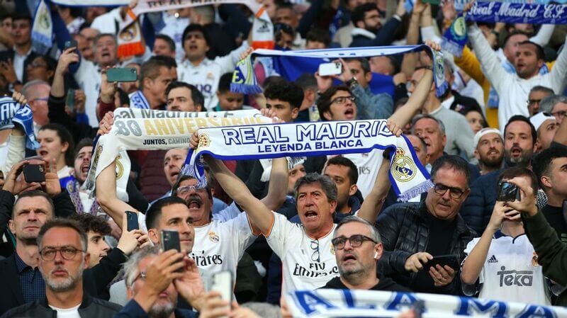 nguoc-goc-cua-bai-hat-hala-madrid
